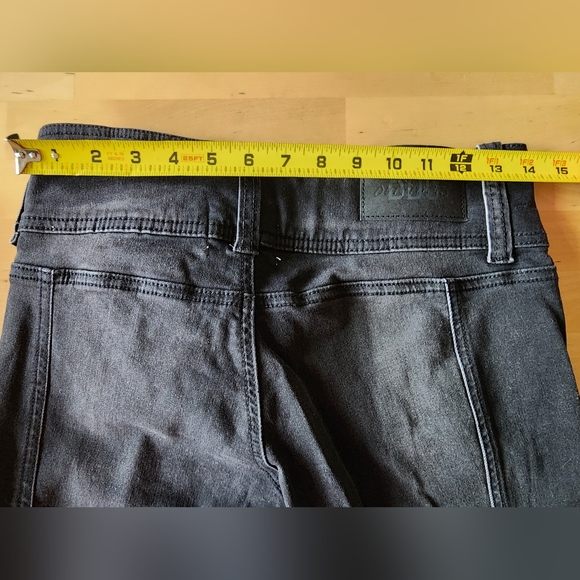 BDG | Belted Flare Black Jeans | Size 26 | NWT - Picture 10 of 10